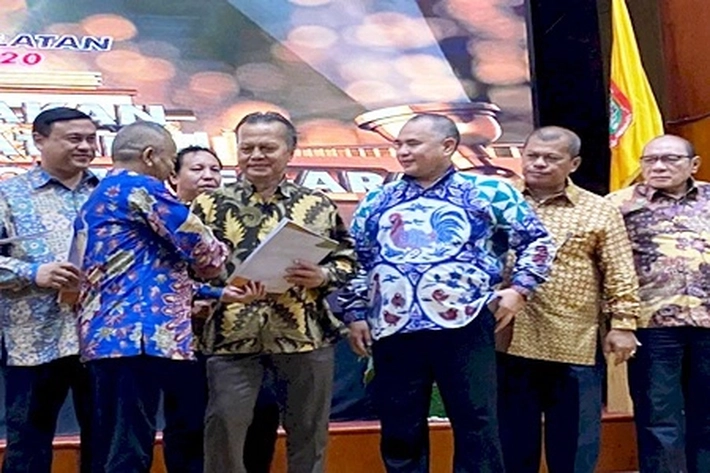 HPN 2020, 5 Wartawan Riau Terima Press Card Number One