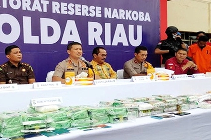 Polda Riau Tangkap Sindikat Jaringan Narkoba