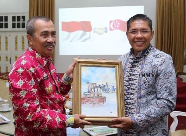 Pemprov Riau Jejaki Kerjasama dengan Singapura