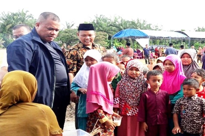 Bupati Yopi Arianto Pantau Warga Perangi Covid-19