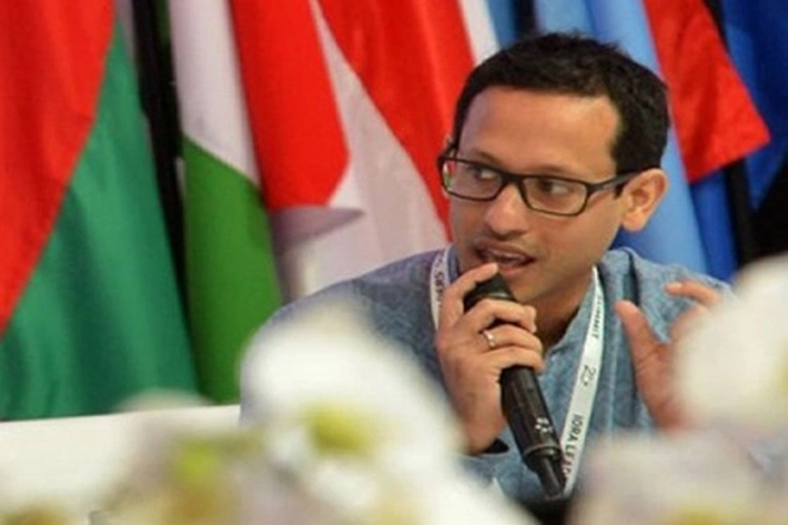 Nadiem Sederhanakan Kurikulum demi Kurangi Beban Siswa