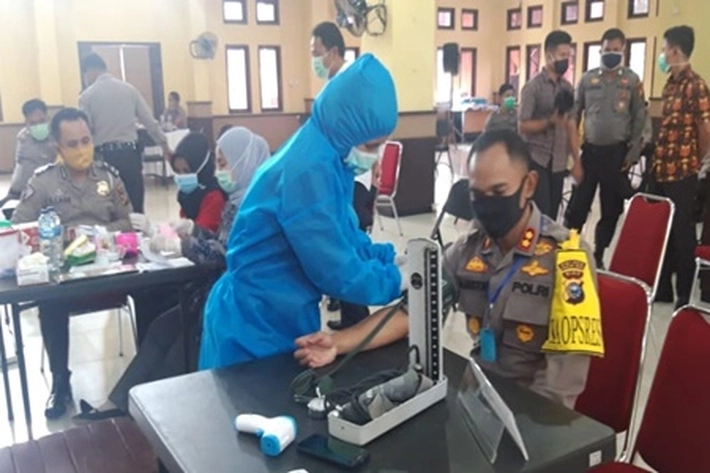 Polres Rohil Lakukan Donor Darah