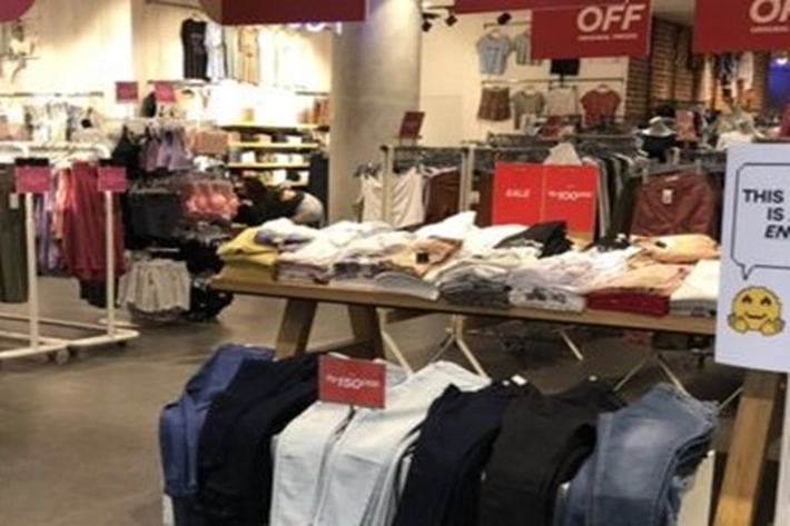 New Normal' Virus Corona: Mal, Pasar dan Restoran Dibuka