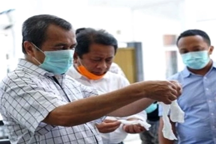 Sekdaprov Riau Yan Prana Jaya Indra Rasyid Dipriksa Jaksa