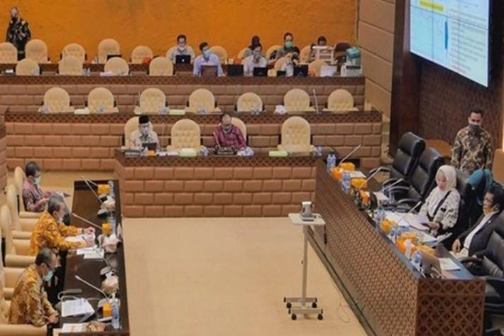 Pemprov-DPR Bahas Industri Hilirisasi dan Pariwisata