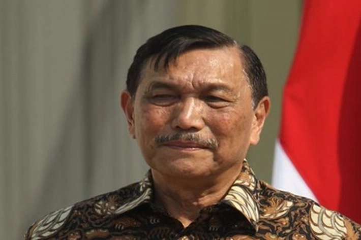 Luhut Minta Tak Ributkan Soal TKA Tiongkok Masuk RI