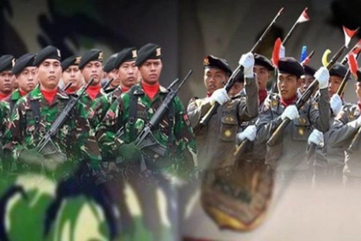 KPCPEN Bersama TNI-Polri Tangani Covid-19