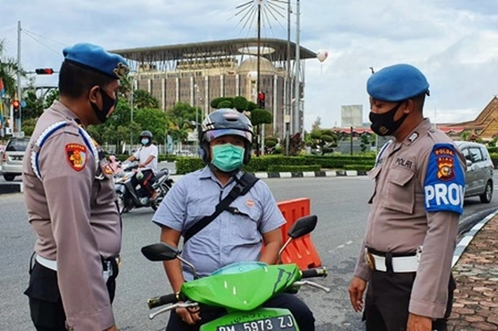 Propam Polda Riau Tegakan Disiplin Protokol Kesehatan