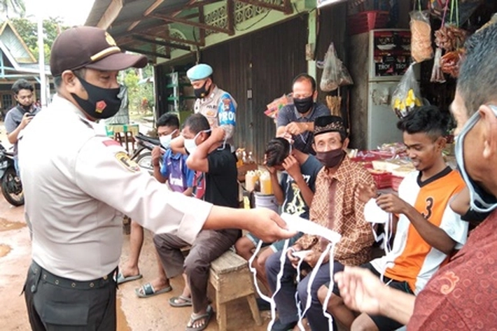Kapolsek Singkep Barat Himbau Prokes dan Masker ke Masyarakat