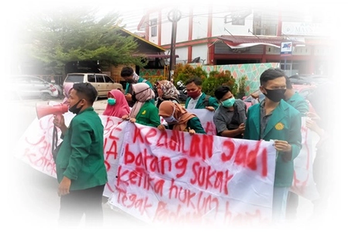 Mahasiswa Tumpah di Jalan Desak KPK Usut Tuntas Korupsi di Bengkalis