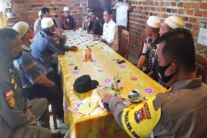 Polsek Dabo Singkep Silaturahmi Ciptakan Situasi Kondusif