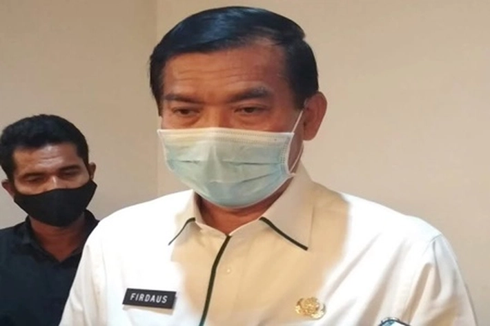 Walikota Firdaus Belum Tentukan Sikap Soal Siswa Belajar di Sekolah