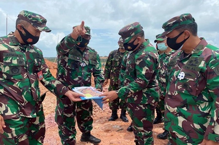 Pangkogabwilhan I dan Tim Irjen TNI Meninjau Kesiapan Sarpras Perkantoran Makogabwilhan I di Dompak