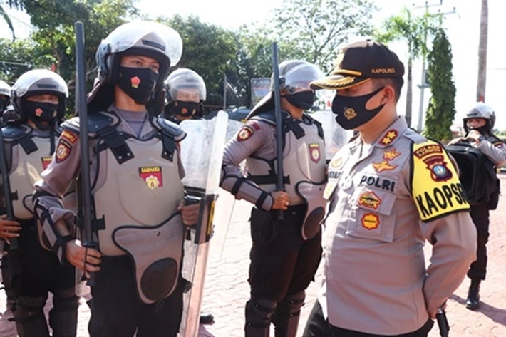 Pilkada 2020: Polres Karimun Gelar Simulasi Pengamanan Dalmas