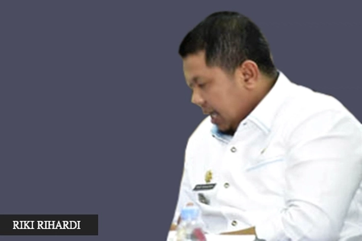 Jadi Saksi Amril Mukminin, Riki Rihardi Menangis di Depan Hakim