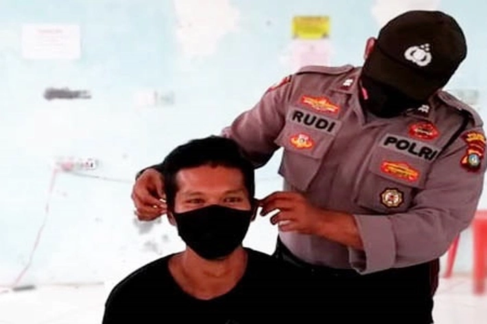 Masa Adaptasi Kebiasaan baru, Polisi Disiplinkan Warga Patuhi Protokol Kesehatan
