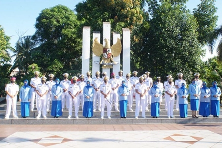 Danlantamal IV Peringati Hari Jadi TNI AL Ke-75