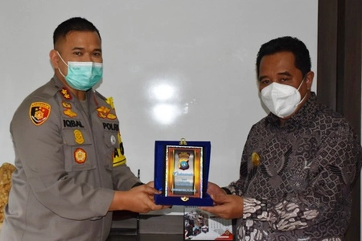 Kapolres Tanjung Pinang Sambut Kedatangan Pjs Gub Kepri