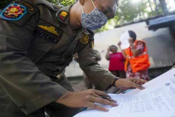Tekan Penyebaran Covid-19, Pemprov Bantu PSBM di Pekanbaru