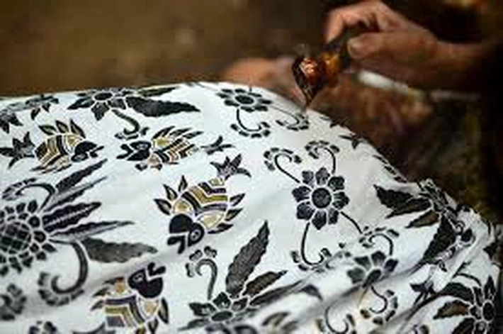 Ditengah Pandemi, Kerajinan Batik Khas Melayu Riau Makin Sepi