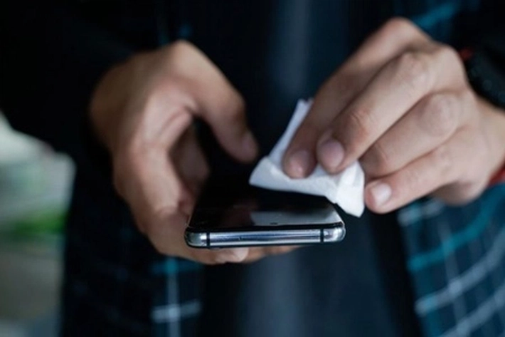 Virus Corona Bisa 'Bertahan Selama 28 Hari' Dipermukaan Uang Kertas-Layar Ponsel