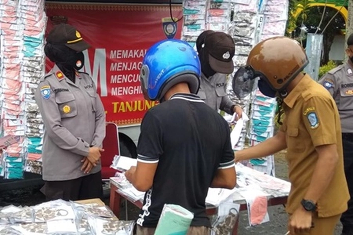 Polres Tanjungpinang Buka Gerai Masker Gratis