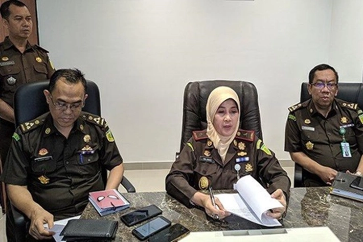 Gubri dan Kadiskes Riau Dilaporkan 'Selewengkan' Dana Covid-19
