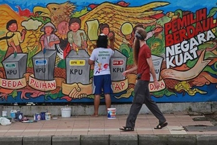 KPU Riau Sosialisasi Cara Nyoblos di Komunitas Adat