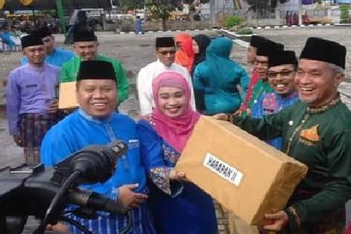 Pemkab Kepulauan Meranti Bantu Warga Terdampak Covid-19