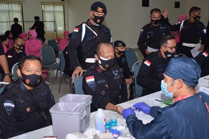 Dirgahayu Korps Brimob Ke-75, Personil Donor Darah