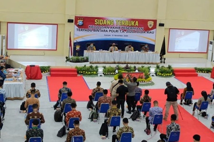 Kapolda Riau Irjen Pol Agung Setia Imam Effendi Pimpin Sidang Kelulusan Bintara Polri 2020