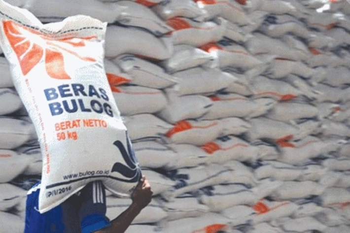 Stok Beras Bulog Riau-Kepri Aman Sampai 2021