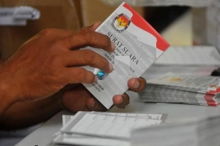 KPU Riau Mulai Distribusikan Surat Suara ke Daerah