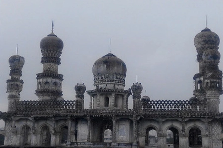 Masjid Kulsumpura Berusia 400 Tahun Terbengkalai