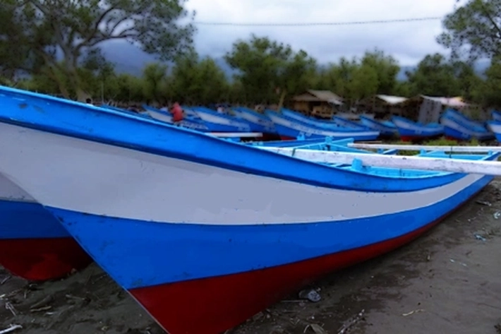 Politeknik Negeri Bengkalis Produksi Kapal Tangkap Ikan Nelayan