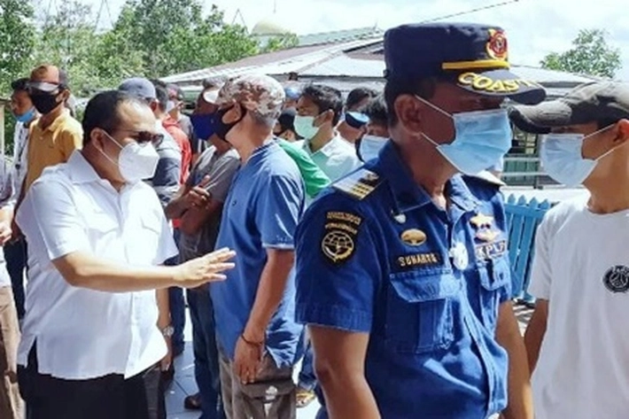 Bupati Irwan Nasir Tinjau Posko Terpadu Nataru di Pelabuhan Tanjung Harapan