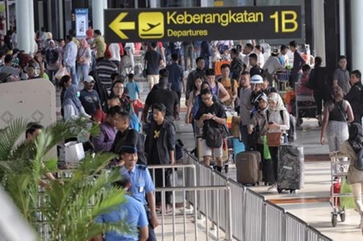 Pintu Ditutup Untuk WNA, Hampir 3 Ribu Orang 'Terinfeksi Virus Corona'