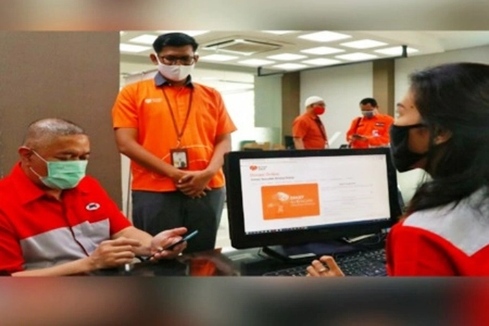 JNE dan Rumah Zakat Kerjasama Himpun dana ZISWAF