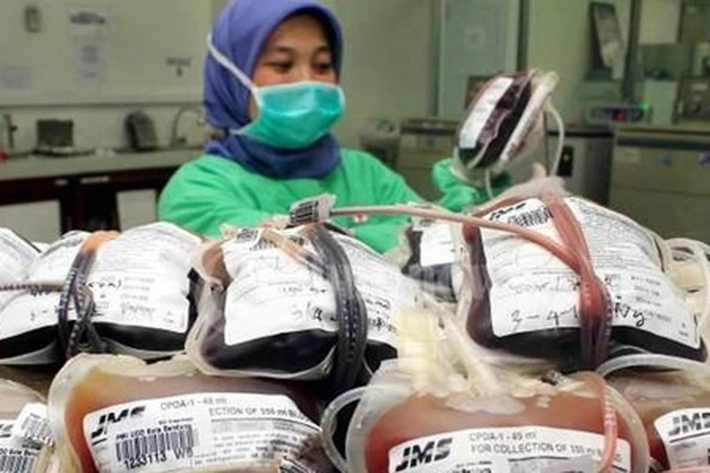 IKPTB dan Komunitas Jumat Berkah Kumpulkan 1.437 Kantong Darah