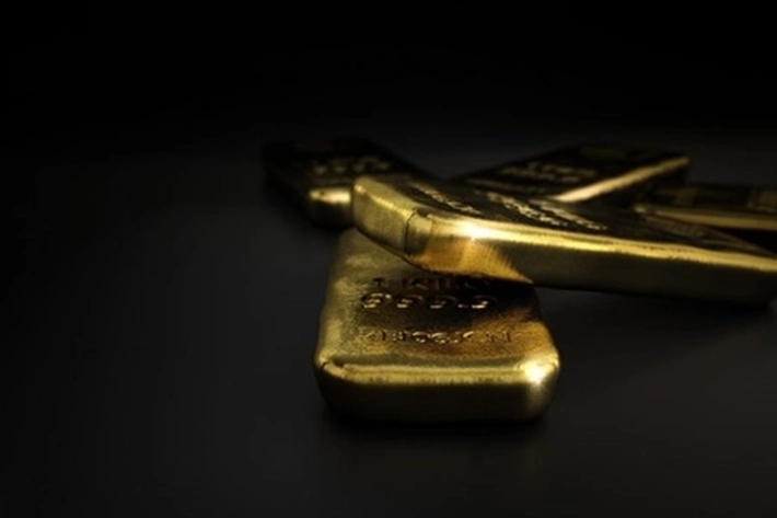 Harga Emas Produksi Antam Kembali Melanjutkan Penurunan