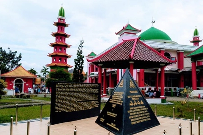 Muslim Tionghoa Terus Berperan Menyalurkan Dakwah dan Ekonomi