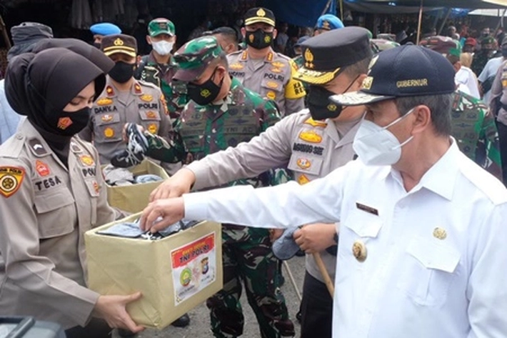 Gubernur Syamsuar Sembuh dari Covid-19, Tim Dokter dan Perawat 'Diberi Apresiasi'