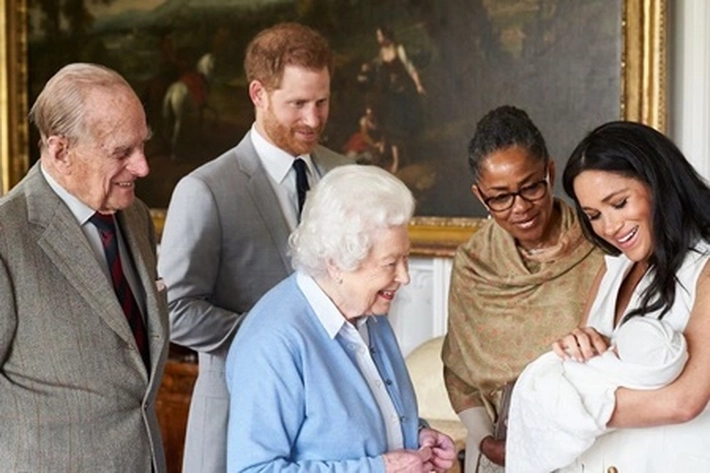 Pangeran Harry dan Meghan tak Lagi Aktif di Keluarga Kerajaan
