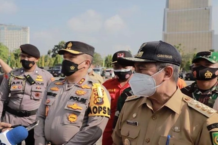 Gubernur Riau Bantu Buka Lahan Tanpa Membakar, Untuk 'Kearifan Lokal'