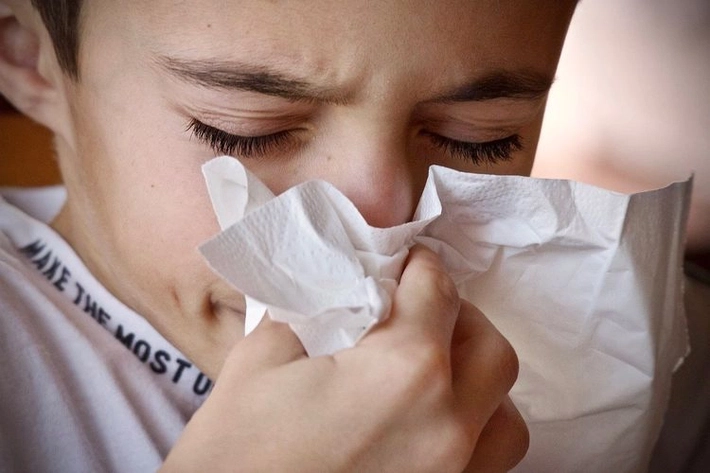 Cara Membedakan Gejala Covid-19, Flu dan Influenza