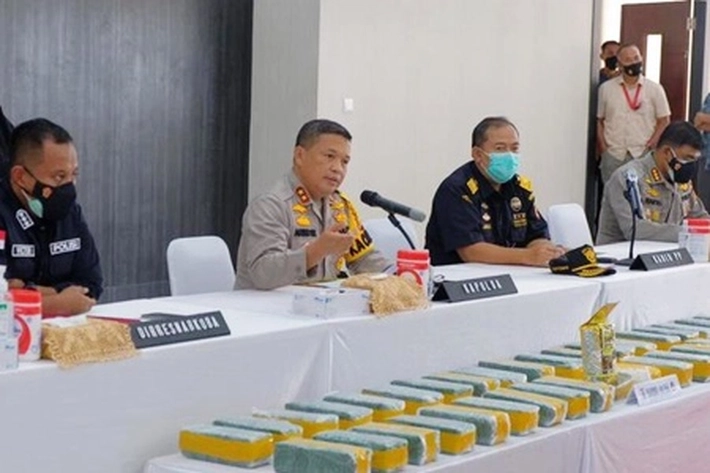 Bea Cukai dan Polda Riau Perkuat Sinergitas Berantas Penyeludupan