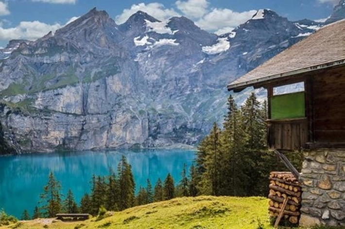 Wisata 'Ramah Alam dan Kesehatan Universal' Potensial Dikembangkan Ditengah Pandemi