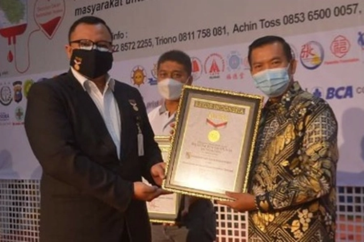 Pemko Pekanbaru Peroleh Penghargaan Rekor MURI Soal Pencapaian Donor Darah