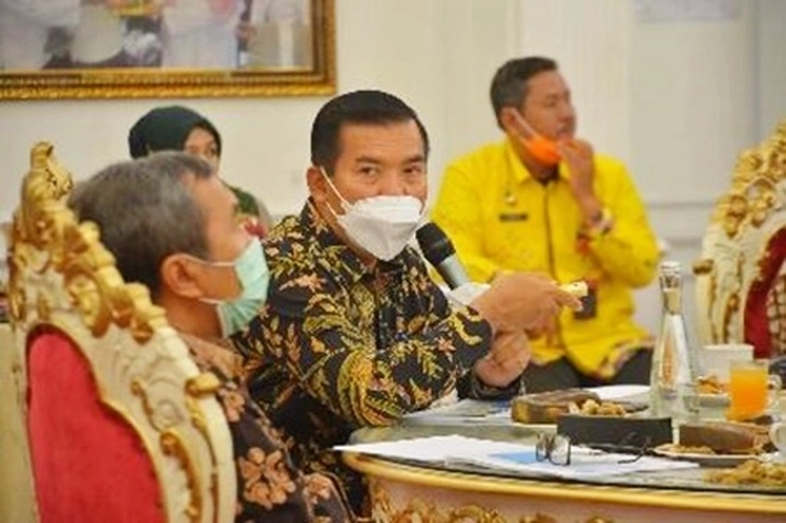 Gubernur dan Walikota Kerjasama 'Tangani' Masalah Banjir di Pekanbaru