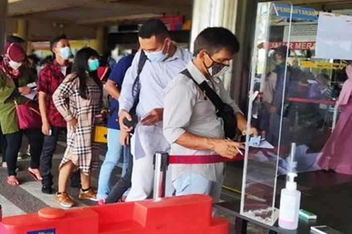 Warga Ramai-ramai 'Tinggalkan Batam' Jelang Dihentikannya Moda Transportasi
